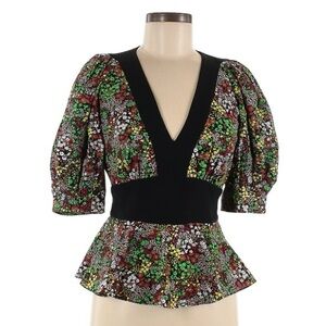 Ted Baker London
Size 6 (2) Short Sleeve Blouse